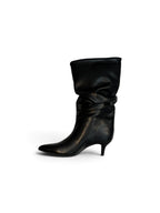 Botas altas tipo slouch de tacón kitten punta fina
