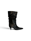 Botas altas tipo slouch de tacón kitten punta fina