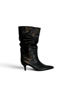 Botas altas tipo slouch de tacón kitten punta fina